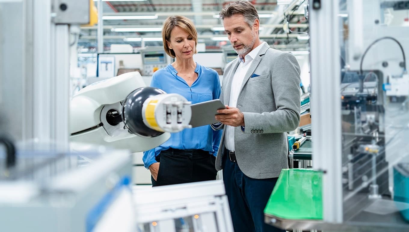 How Can a Discrete Manufacturing ERP Help You Pivot Quickly When Demand Changes?