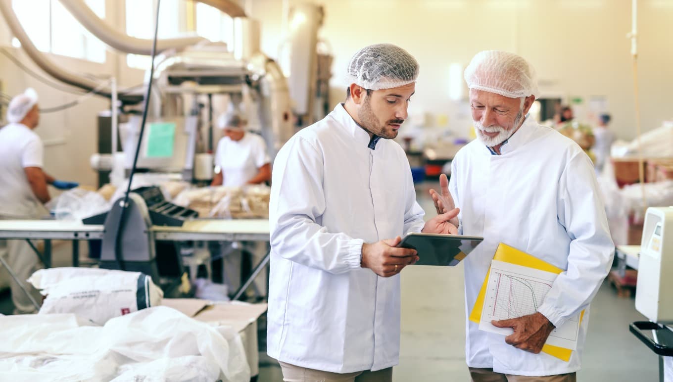Hoe planningssoftware voor voedselproductie zorgt voor consistent succes op 3 fronten