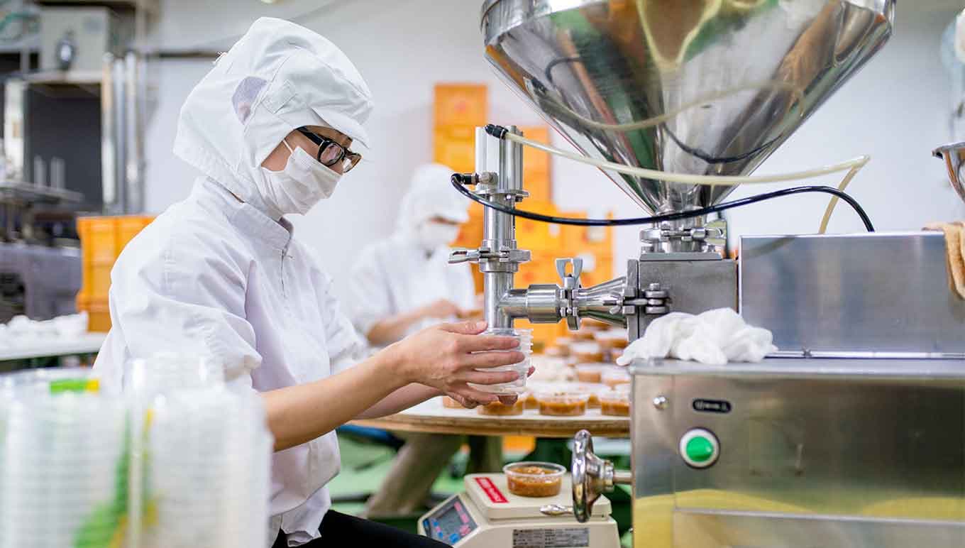 Strengthening Food and Beverage Traceability With Integrated EAM and ERP Systems