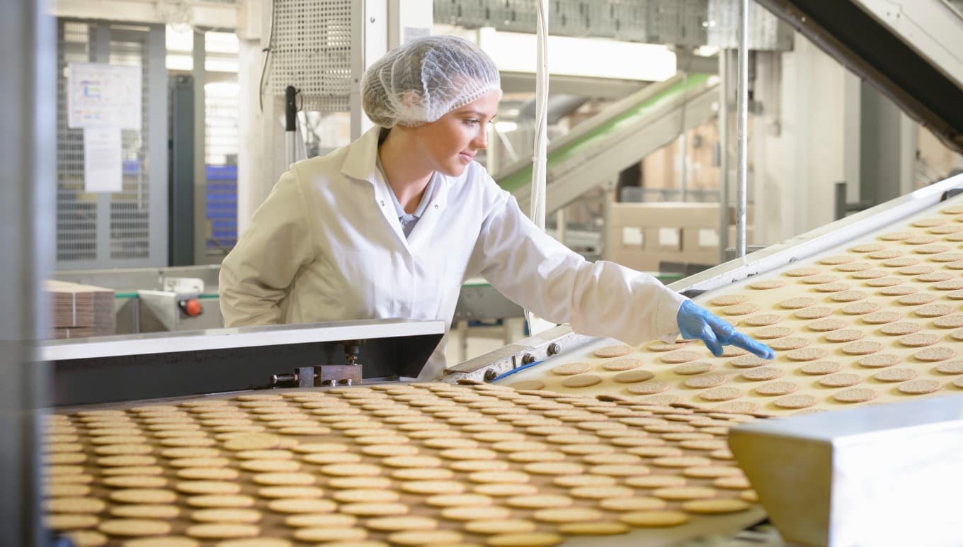 7 Steps for Mastering Food Quality Control and How ERP Facilitates Excellent Results