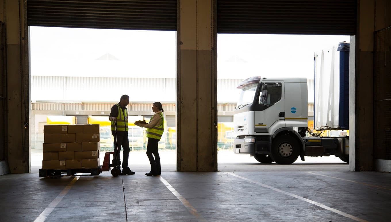 How to Conquer Logistics Challenges in 2022 with Vehicle Route Planning Software