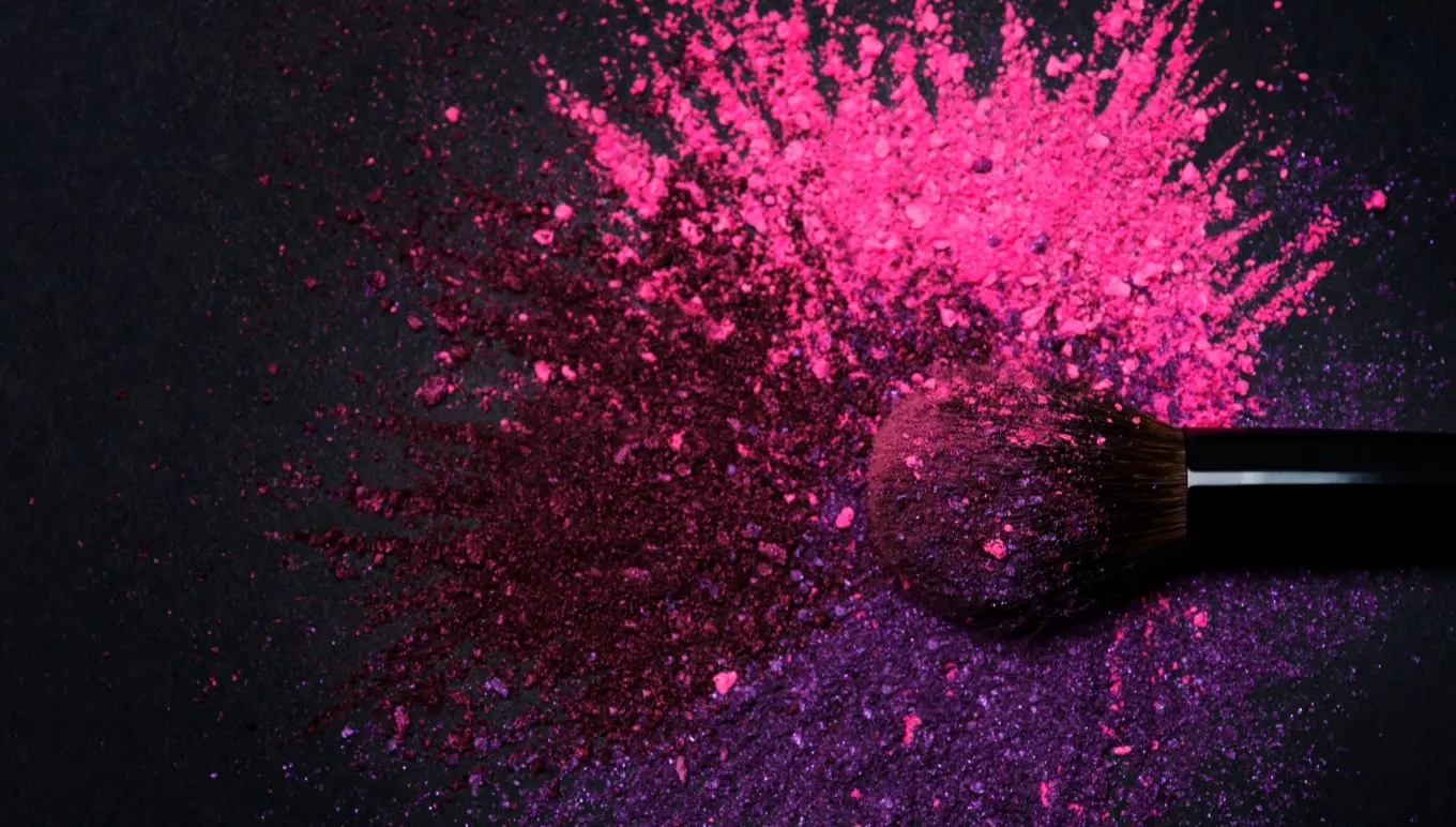 The 6 Essential Steps in New Cosmetic Product Development and How PLM Solutions Improve the Process