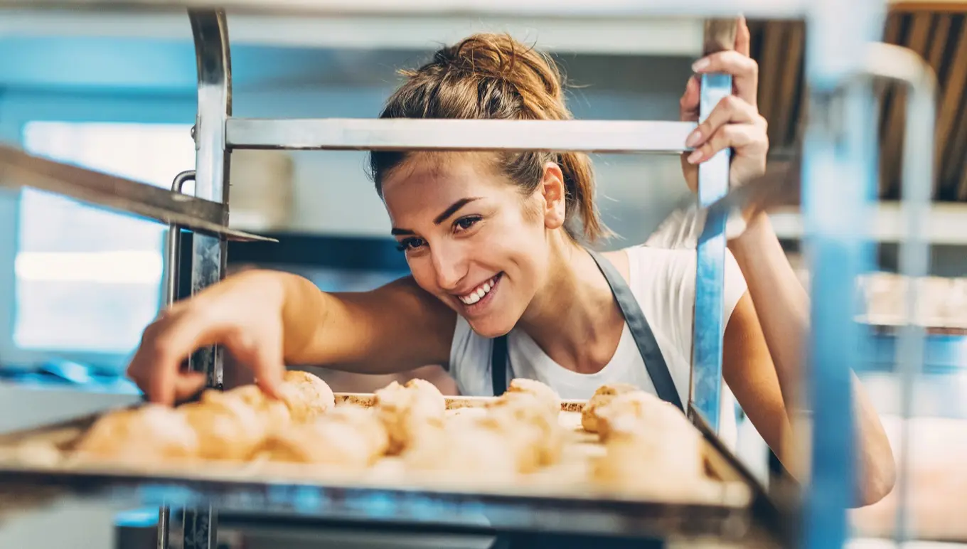 How a Food and Beverage ERP Can Facilitate Growth for Your Business