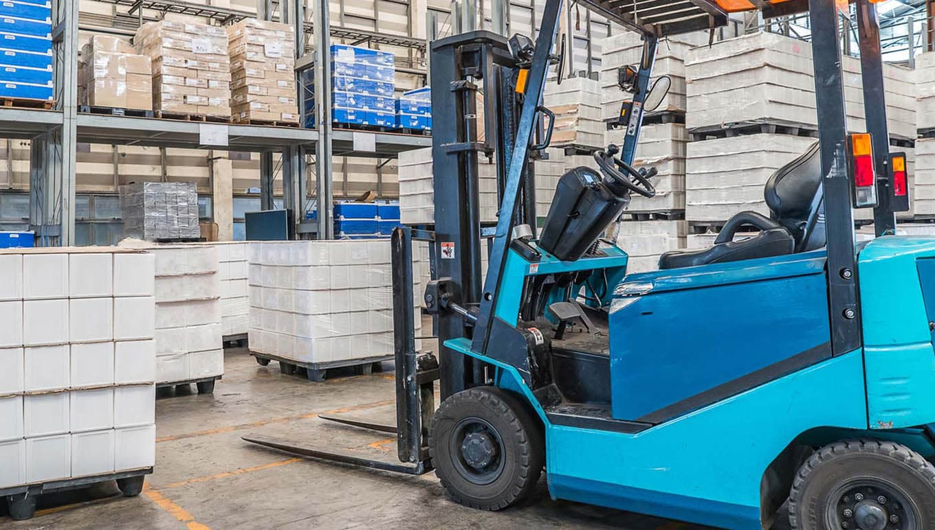 card-how-to-avoid-disaster-by-choosing-the-right-warehouse-management-system