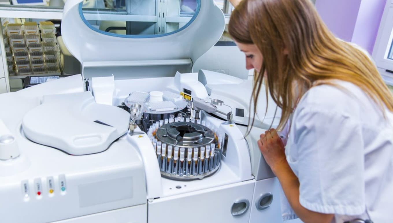 card-10-reasons-why-research-scientists-should-patent-search