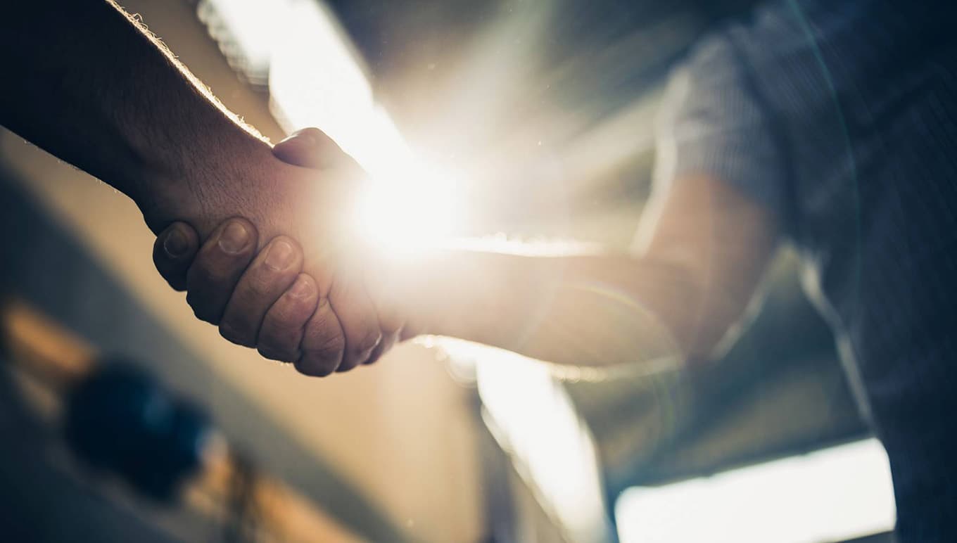 How to Effectively Manage Customer Relationships