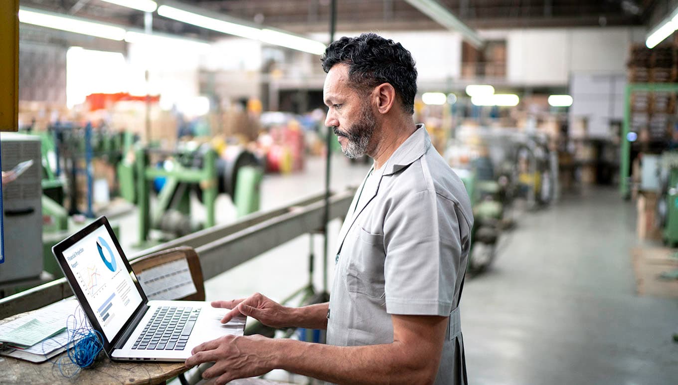 card-comparing-discrete-manufacturing-erp-systems