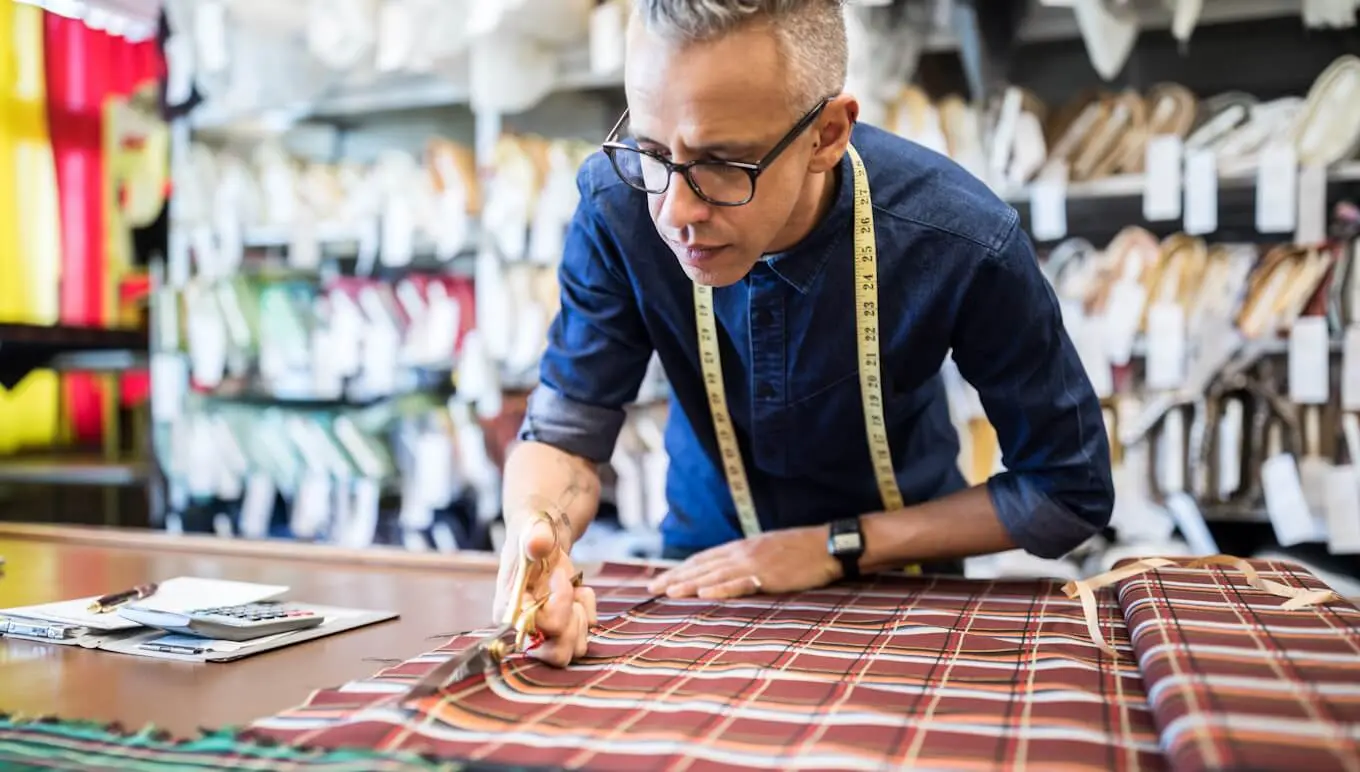 How to Maximize Productivity in Apparel Manufacturing with Aptean Apparel Shop Floor Control
