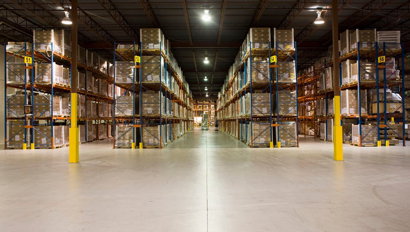 Warehouse Management Challenges: How to Manage Peak Season Like a Pro