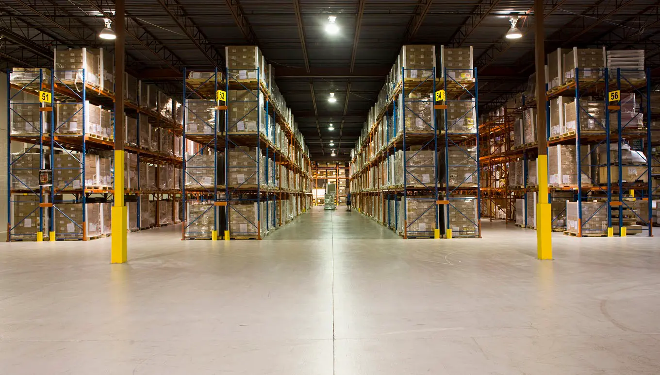 Warehouse Management Challenges: How to Manage Peak Season Like a Pro